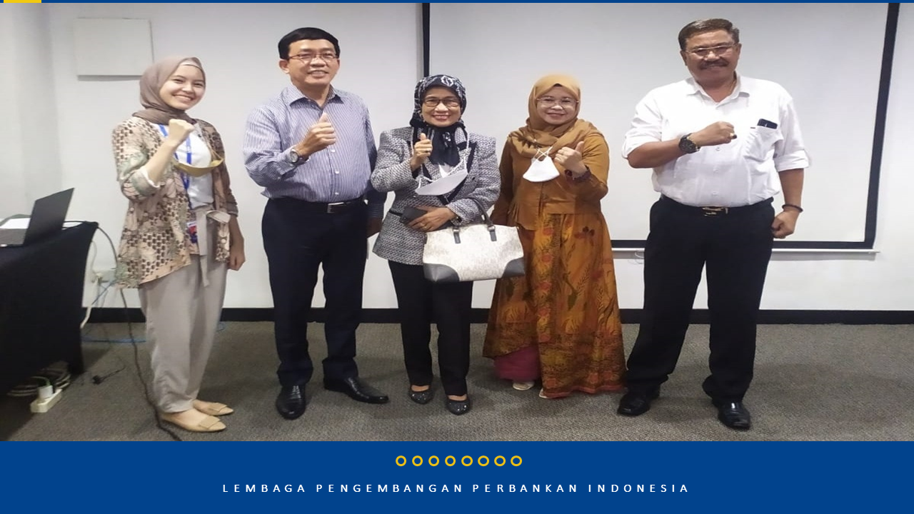 Program Refreshment & Peningkatan Kompetensi Kepemimpinan Komisaris PT. Bank Sulteng