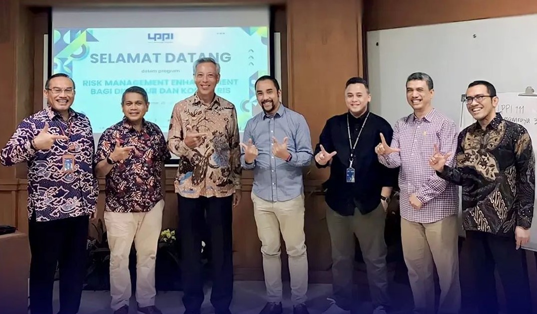 Program Risk Management bagi Direktur dan Komisaris Lembaga Jasa Keuangan Non-Bank