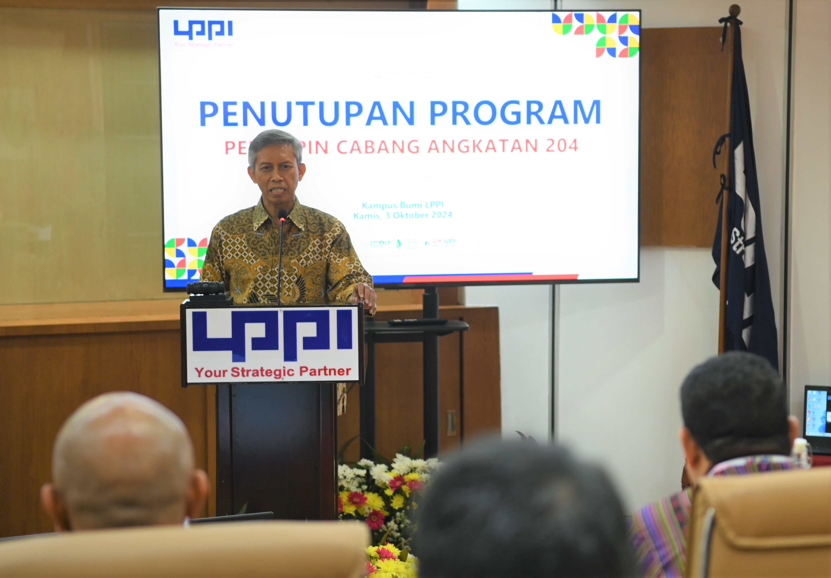 Penutupan Program Pemimpin Cabang Angkatan 204